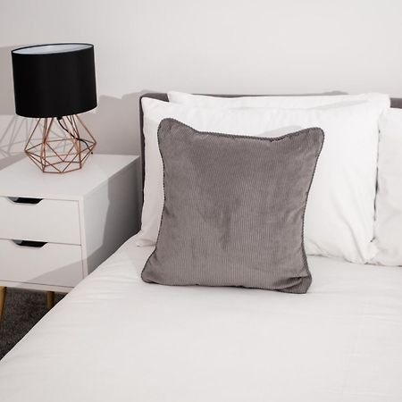 Trinity Apartments Stratford Upon Avon Экстерьер фото